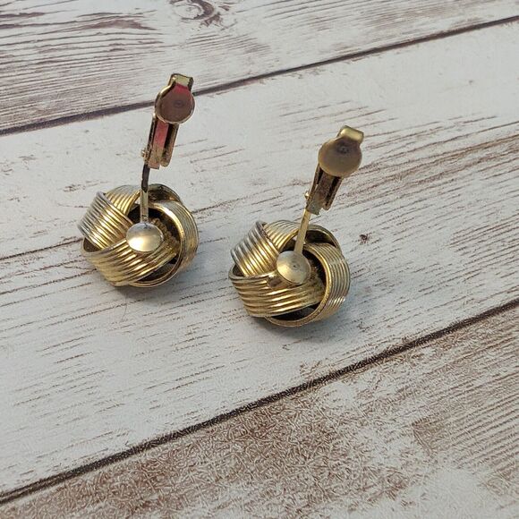 Vintage Clip On Earrings - Chunky Gold Tone Knot Design - Picture 8 of 12